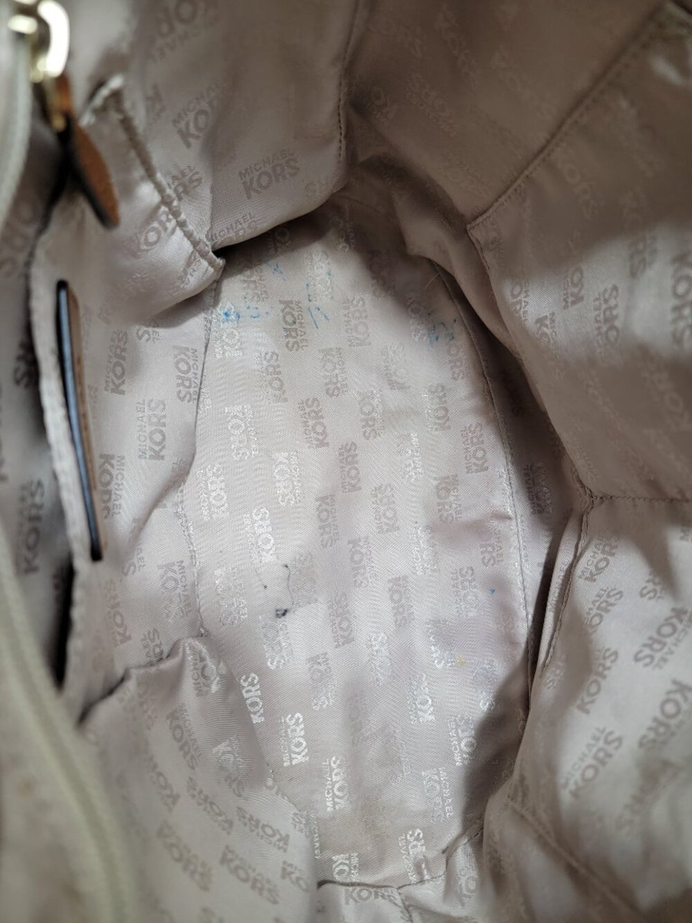 Michael Kors Jet Set Medium Travel Tote Beige MK Monogram Canvas Shoulder Bag - Picture 5 of 9